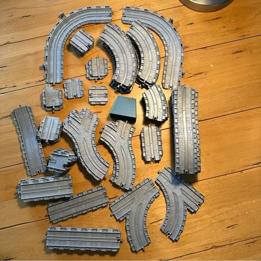 Thomas & Friends Take Along Tracks Lot